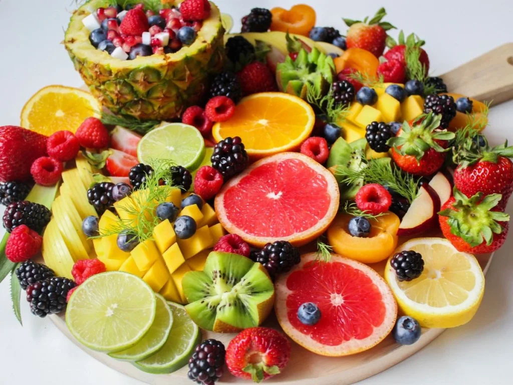 Variety of fresh vegetables including broccoli, peppers, and leafy greens — non-starchy vegetables should fill half the plate for people with type 2 diabetes