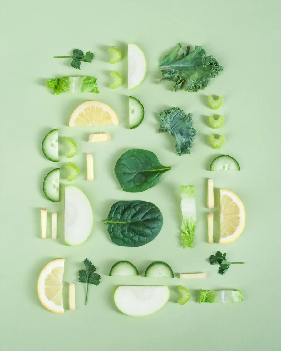 Comparison chart of Mediterranean, DASH, low-GI, and plant-based diet patterns with their key features for insulin resistance management